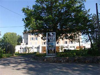 Brit Hotel Du Golf Le Lodge Salies-de-Béarn Exterior foto